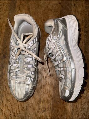 Nike P-6000 metallic silver Running Sneakers youth 5Y women’s 6.5